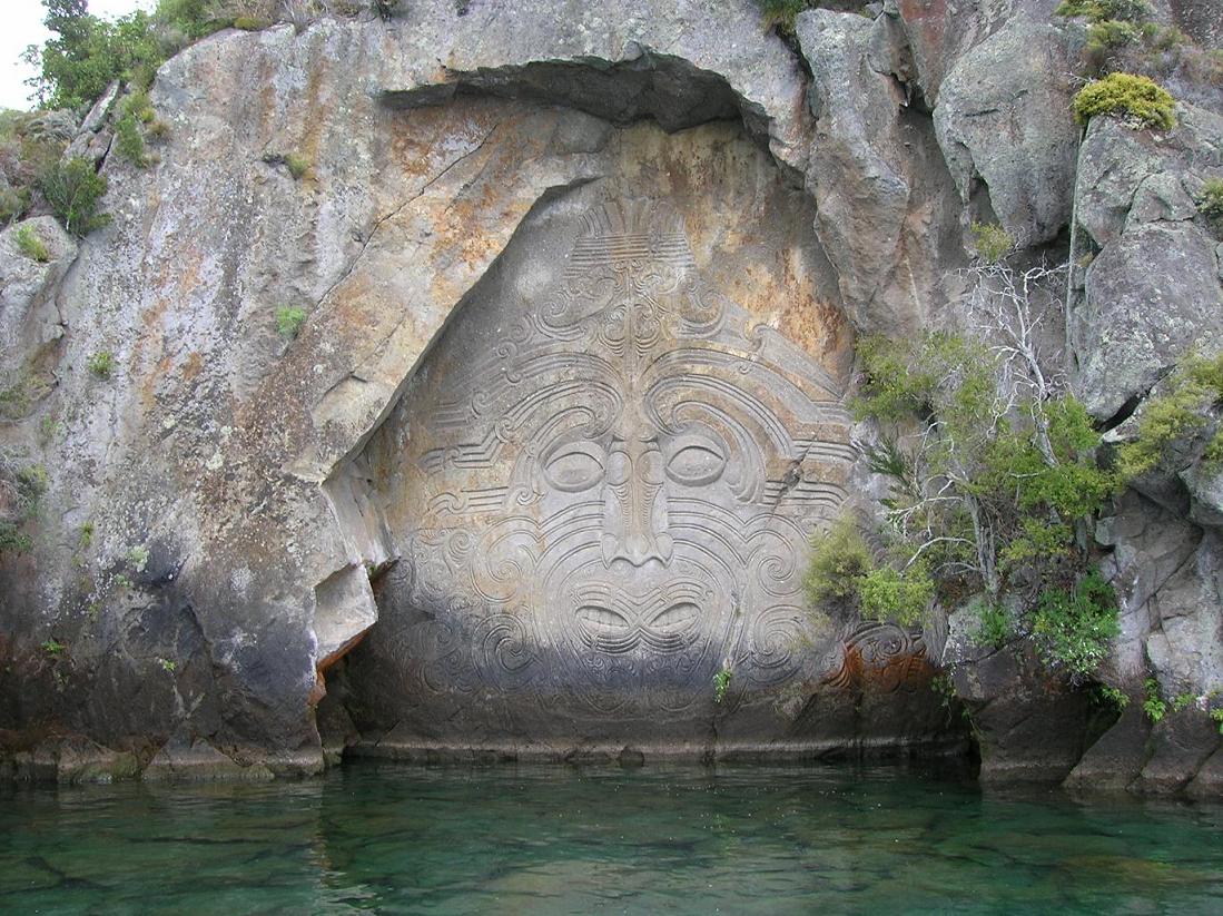 Felsskulpturen von Taupo